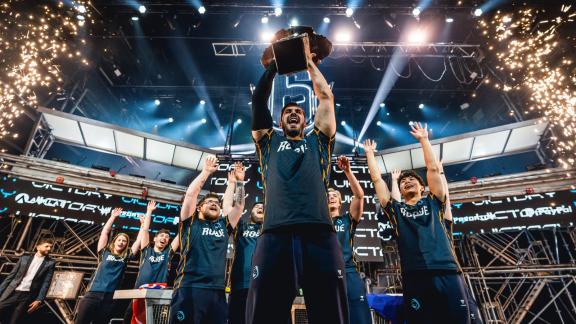 HANDOUT - Das deutsche Team Rogue hat erstmals ein Rainbow Six Major gewonnen. Foto: Joao Ferreira/Ubisoft/dpa - ACHTUNG: Nur zur redaktionellen Verwendung im Zusammenhang mit der aktuellen Berichterstattung und nur mit vollständiger Nennung des vorstehenden Credits HANDOUT - Das deutsche Team Rogue hat erstmals ein Rainbow Six Major gewonnen. Foto: Joao Ferreira/Ubisoft/dpa - ACHTUNG: Nur zur redaktionellen Verwendung im Zusammenhang mit der aktuellen Berichterstattung und nur mit vollständiger Nennung des vorstehenden Credits
