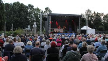 Festival op Platt Elmshorn 2022: Die über 300 Zuschauer waren von der fünften Auflage von Festival op Platt begeistert
