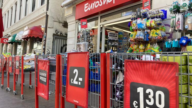 Große Straße in Flensburg: Die Preise im Euro-Shop sind gestiegen.