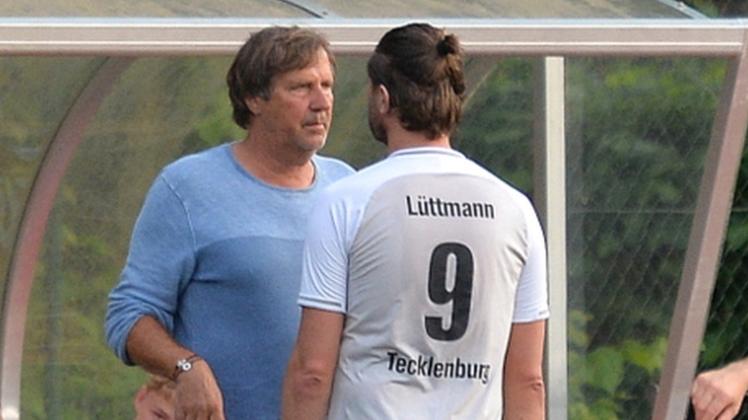 Für TGK-Trainer Klaus Bienemann (links) sind die Sportfreunde Lotte ein Herzensverein. Auch sein Trainerkollege Julian Lüttmann erlebte am Autobahnkreuz eine erfolgreiche Zeit. Nun wollen sie den hohen Favoriten aufs Kreuz legen.