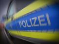 Schriftzug Polizei, Der Schriftzug Polizei steht auf einem Polizeifahrzeug. Mögglingen Baden-Württemberg Deutschland Mög
