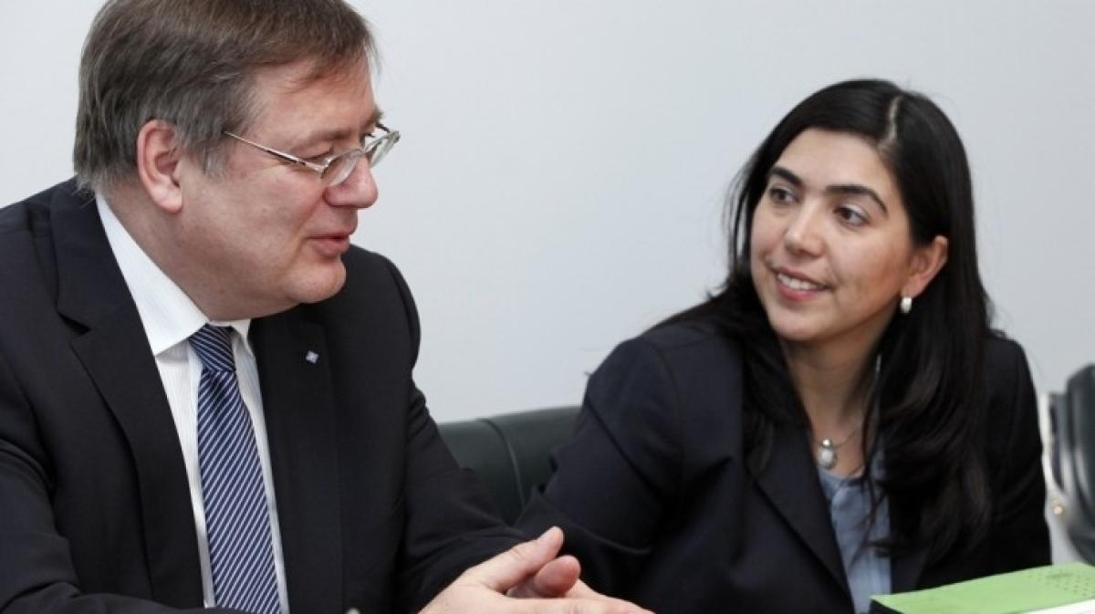 Ministerin Özkan zum Redaktionsbesuch bei der NOZ NOZ