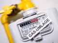 Symbolbilder Gasumlage und Energiekosten Themenbild Gaszaehler zur Erfassung des Gasverbrauch im Privathaushalt. Symbolf