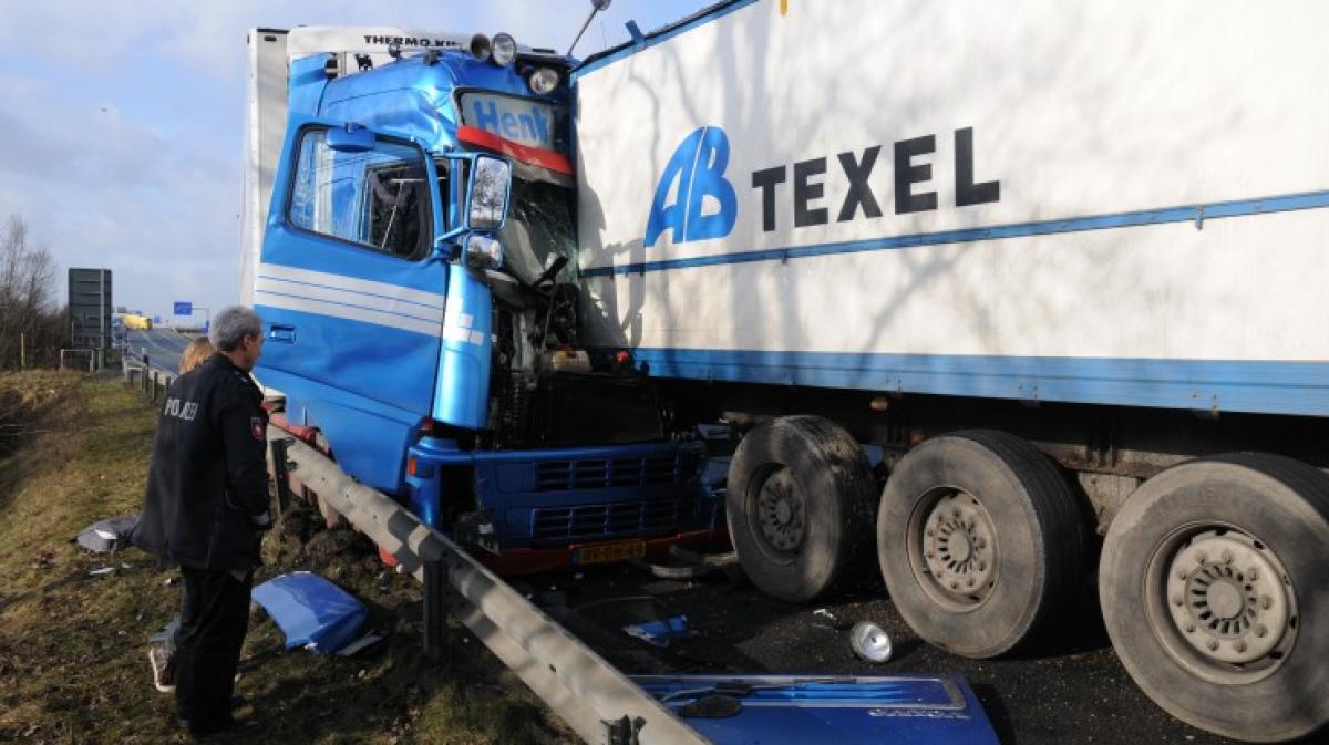 Schwerer Unfall Auf Der B 402 In Meppen-Versen | NOZ