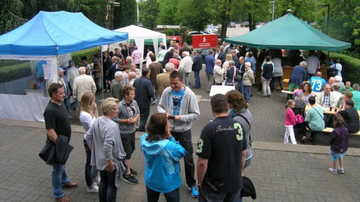 Feste feiern und Brücken bauen SHZ