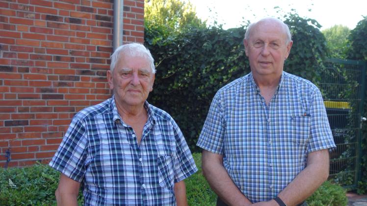 Georg Lampert (82, links) aus Rendsburg und Walter Sommerweiß (76) aus Kropp waren bei Olympia 1972 als Fahrer im Einsatz. 