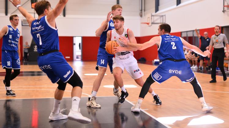 Artland Dragons Quakenbr�ck - VFL SparkassenStars Bochum, Testspiel, 