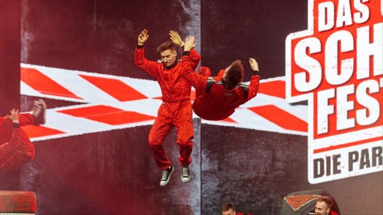 Das große Schlagerfest.XXL in der Ausverkauften OWL Arena. Hier DDC Breakdancer
 - 01.03.2020 in Halle . 