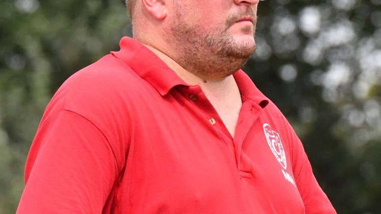 Wehrt sich gegen die Vorwürfe des Rotenhof: Jübeks Trainer Michael Holtorf.