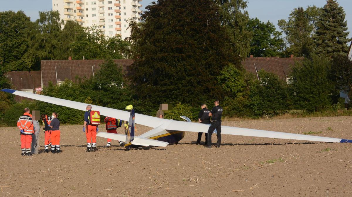 Gemeldeter-Flugzeugabsturz-in-Reinbek-sorgt-f-r-Gro-einsatz