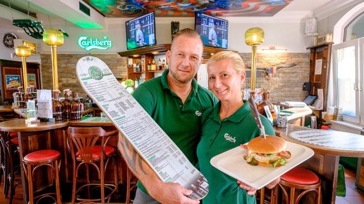 Burger & Beer-House in der Faulen Straße - Jan und Claudia Schernau betreiben das Restaurant mit dem offiziellen Namen „Liberty Delis”.