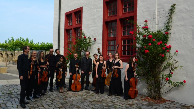 Präsentiert Bachs großes Vokal-Werk: Die Neue Hofkapelle
