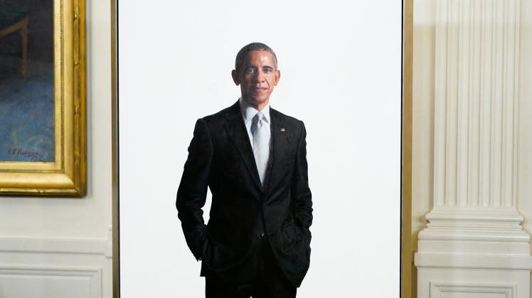 Offizielles Porträt der Obamas wird im Weißen Haus enthüllt
