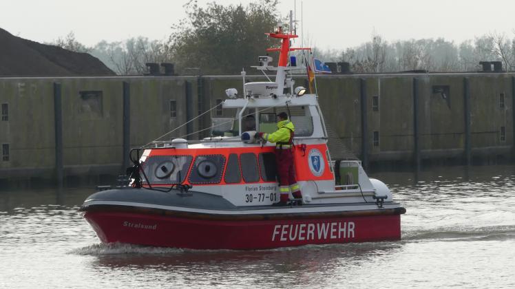 Erneuter Einsatz für die Feuerwehr Glückstadt und ihr Rettungsboot „Stralsund“.