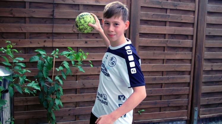 Handball ist seine Leidenschaft: Luca Finlay trainiert in der U15-Mannschaft der SG Flensburg-Handewitt.