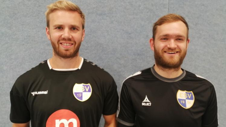 Janis Vogt (links) und Nico Grötschel Eickener SV Handball Verbandsliga