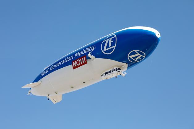 Stellt einen Airbus A380 in den Schatten: Der Zeppelin NT ist 75 Meter lang. In der Gondel können aber lediglich 14 Passagiere Platz nehmen.