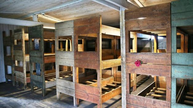 Die Schlafmöglichkeiten in den Baracken des KZ Stutthof, das heute eine Gedenkstätte ist.