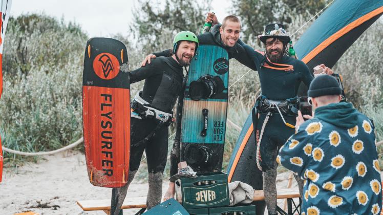 Freundes des Wassersports können beim Zuparken neue Trendsportarten ausprobieren. 