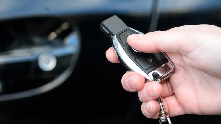 Schlüssel im Werkstattbriefkasten: Wer haftet nach Autodiebstahl?