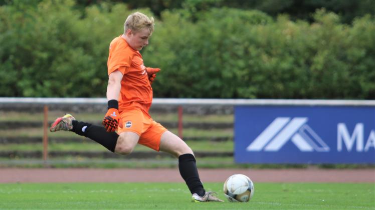Nächste Klatsche: Rasensport Uetersen geht mit 2:10 unter | SHZ