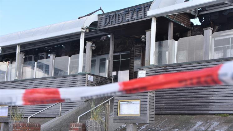 Das Restaurant Badezeit in Westerland ist am Donnerstag ein Raub der Flammen geworden. 