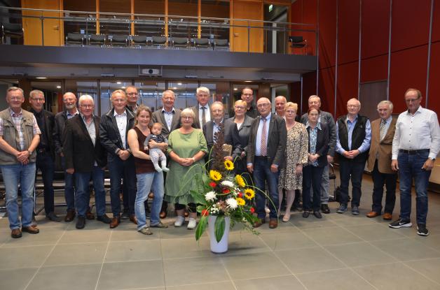 Stadt Bramsche ehrt langjährige und ausgeschiedene Mandatsträger NOZ