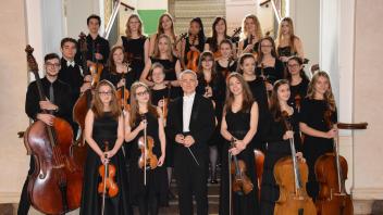 Das Kammerorchester der Musikschule Posen kommt in die Peter-Paul-Kirche. 