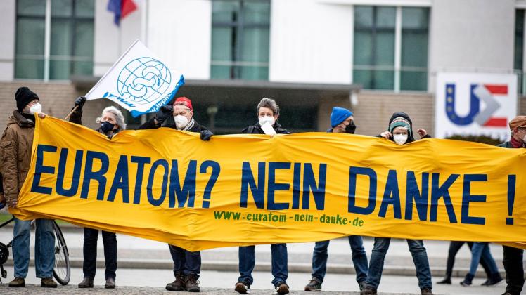 Demo "Kein Ökolabel für Gas und Atom!"