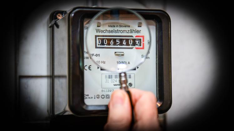 Symbolfoto, Stromzähler, Stromverbrauch, Stromkosten *** Symbol photo Electricity meter Electricity consumption Electri