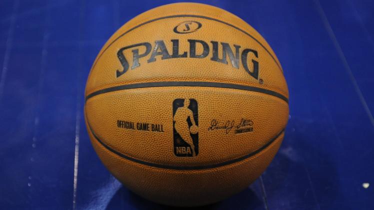 Feb 20, 2013: The game ball sits on the court during an NBA Basketball Herren USA game between the O