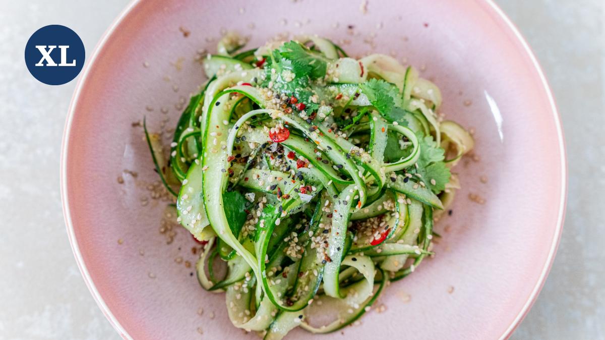 Asiatischer Gurkensalat: Rezept mit Chili, Ingwer und Sesam | SVZ