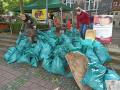 Müllsäcke türmten sich auf dem Meller Marktplatz.