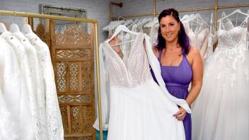 Vivien Balzer hat in Kosel im Ostring 5 ihr Brautmodengeschäft  „Baltic Bride“ eröffnet. 