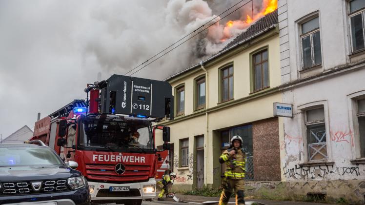 Feuerwehr Schwerin Dachstuhl