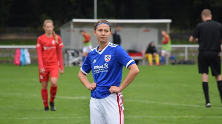 Tor erzielt und doch bekümmert: Rabea Weglowski vom Rostocker FC beim 1:3 gegen den 1. FFV Erfurt