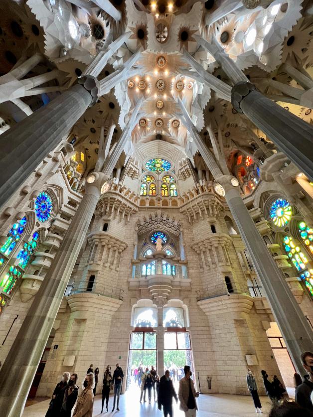 Einen Besuch wert: Die Basilika Sagrada Familia ist das Wahrzeichen Barcelonas. 