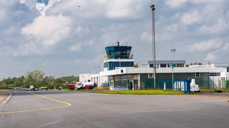 Flugplatz Kiel Holtenau am Samstag den 17 04 2019 Veranstaltung Open Hangar Tag der Ofenen Tür Die