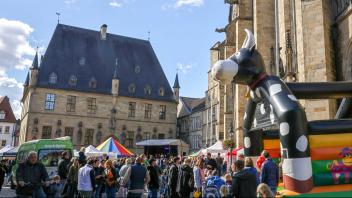 Die Stadt in Kinderhand: Zum (vom 20. September nachgeholten) Weltkindertag wurde rund um das Osnabrücker Rathaus ein vielfältiges Programm geboten. 