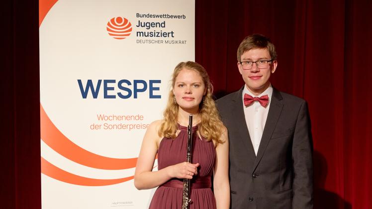 Die Rostockerin Meret Louisa Vogel gewann zusammen mit ihrem Schweriner Musik-Partner Stefan Möbius den Preis in der Kategorie „Beste Interpretation eines Werks der Klassischen Moderne“.