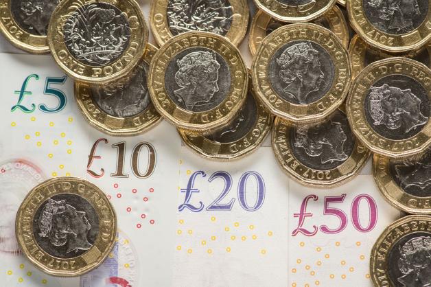 Bisher ist noch die Queen auf den Münzen und Geldscheinen zu sehen, die im Land Großbritannien in Umlauf sind.