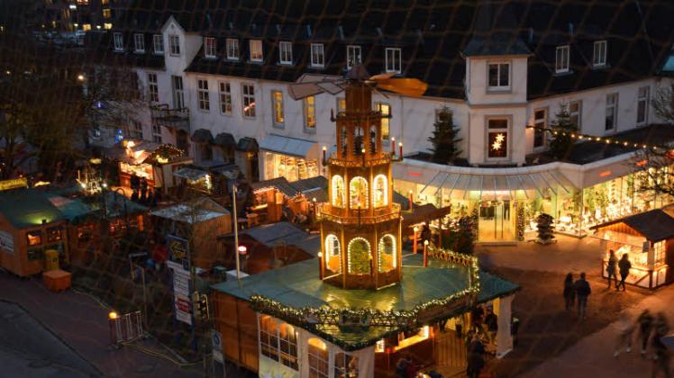Wird es in diesem Jahr wohl wieder geben: der Schleswiger Weihnachtsmarkt auf dem Capitolplatz. 