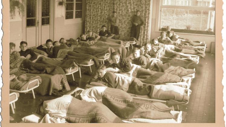 Ein Schlafsaal, wie er in den Verschickungsheimen üblich war.