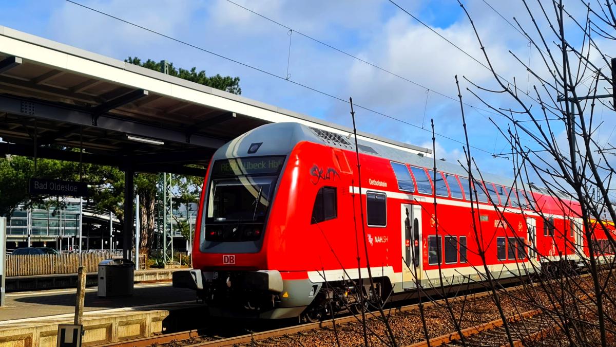 Bahnstrecke Hamburg-Lübeck: Weitere Verspätungen Und Zugausfälle | SHZ