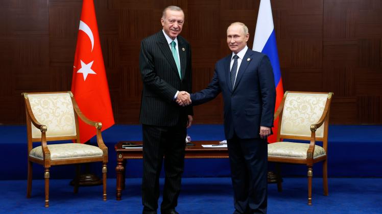 Kasachstan-Gipfel - Treffen von Putin und Erdogan