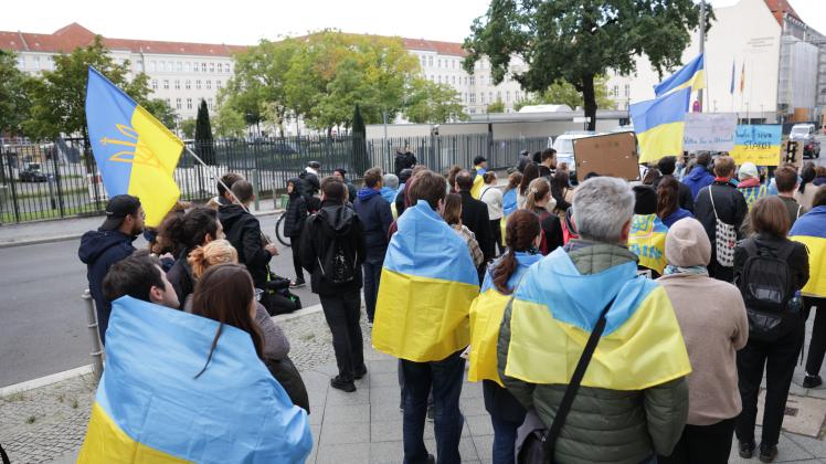 Demonstration für Waffenlieferungen an die Ukraine