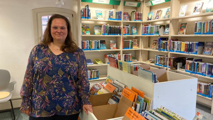 Die Kinderecke ist kein Wohlfühlbereich: Für Patricia Sonntag, Leiterin der Stadtbücherei Glückstadt, steht die Umgestaltung dieses Bereichs weit oben auf der Agenda.