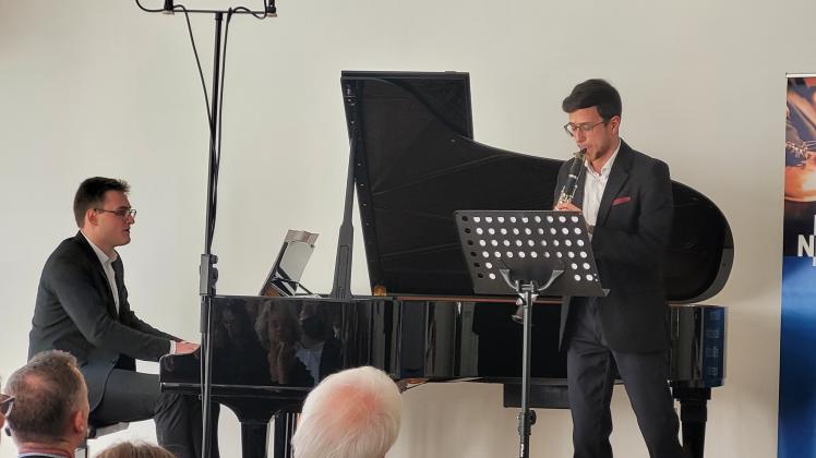 Philipp Thönes und Ruben Mirzoian gehören zu den Preisträgern des 12. Interpretationswettbewerbs beim internationalen Festival Verfemte Musik.