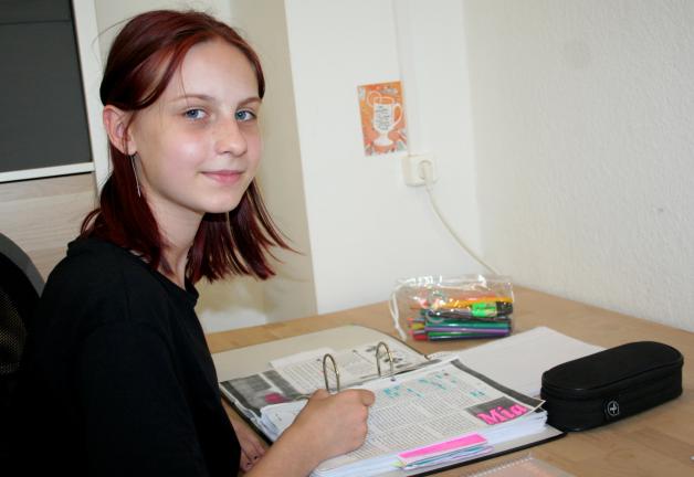 Masha besucht in Berlin eine Willkommensklasse. Sie lernt dort Deutsch.