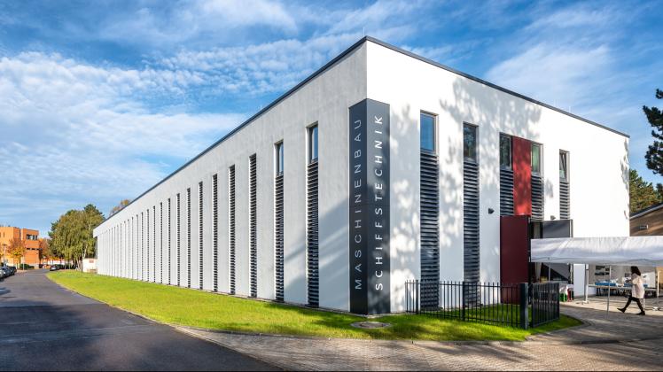 Neubau der Forschungshalle  der Fakultät für Maschinenbau und Schiffstechnik an der Universität Rostock